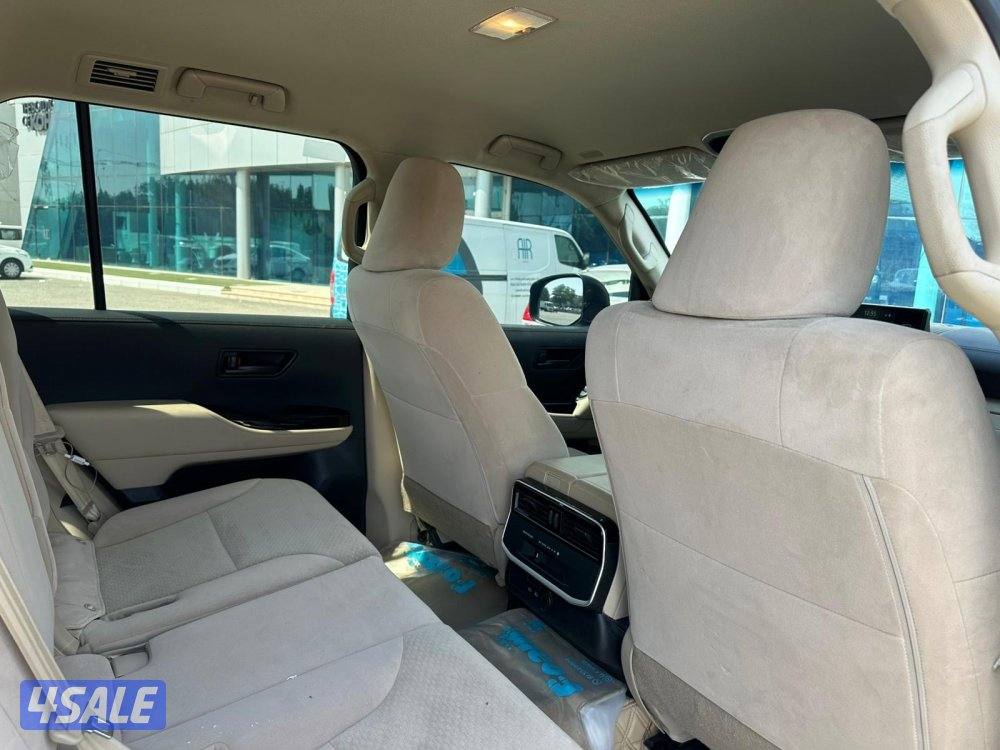 للبيع لاند كروز طراز 20235