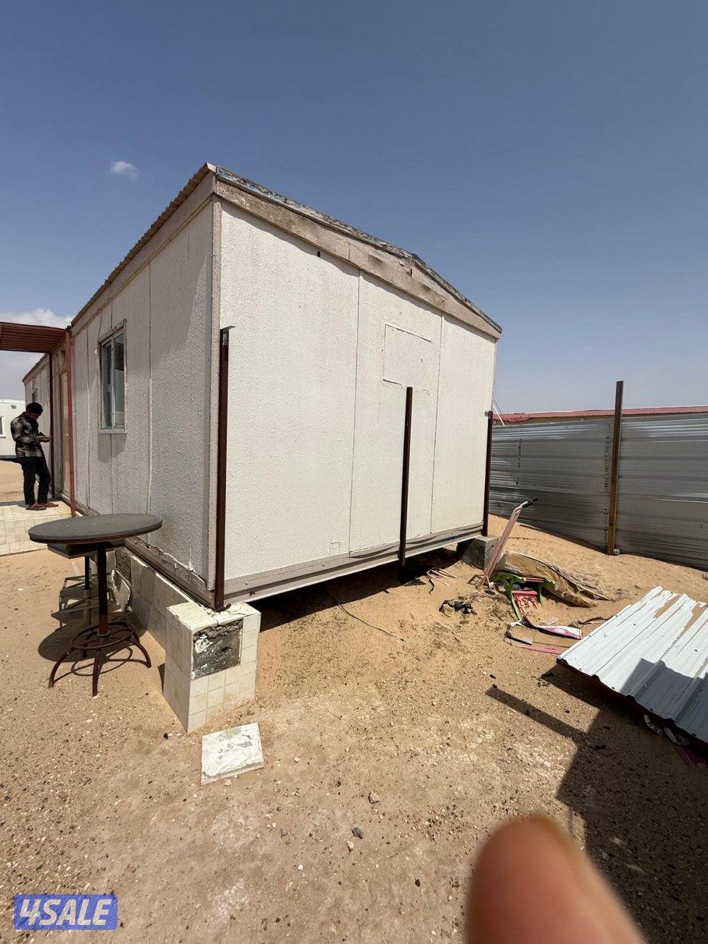 بيعه سريعة شاليه ثابت 12x4خشب بحالة جيده غرفة وحمام وصالة ومطبخ تحضيري2