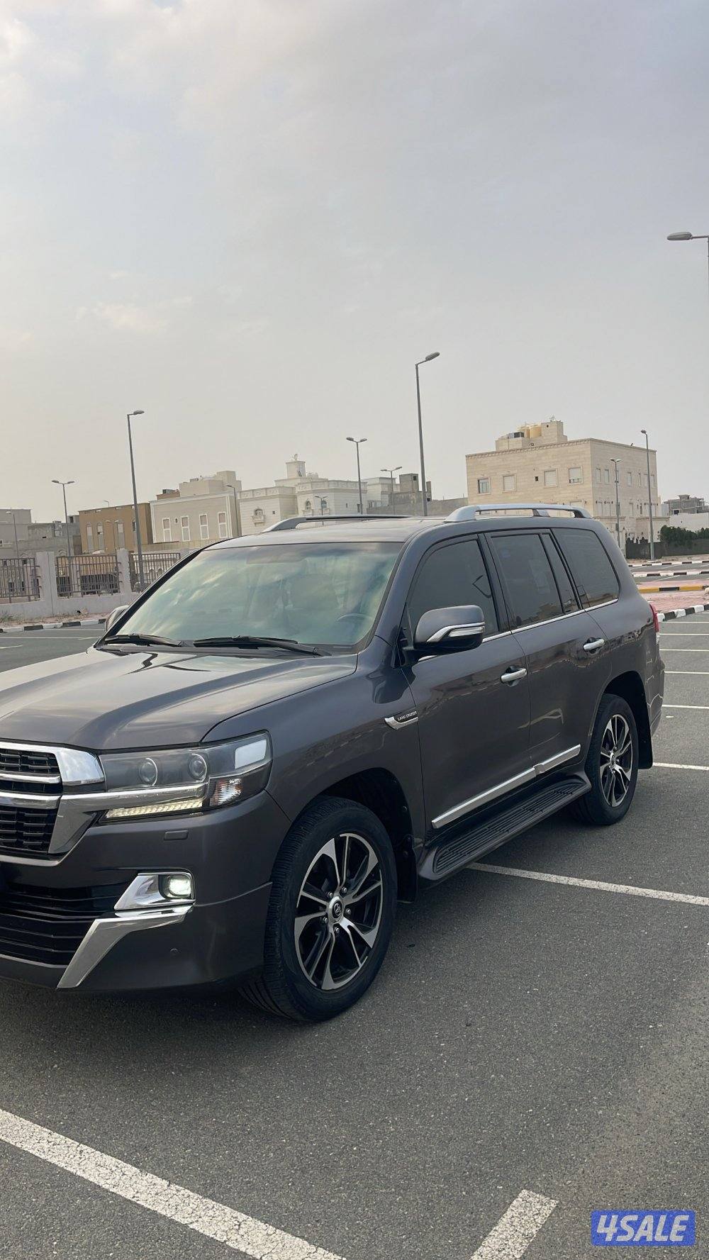 لاند كروزر 20211