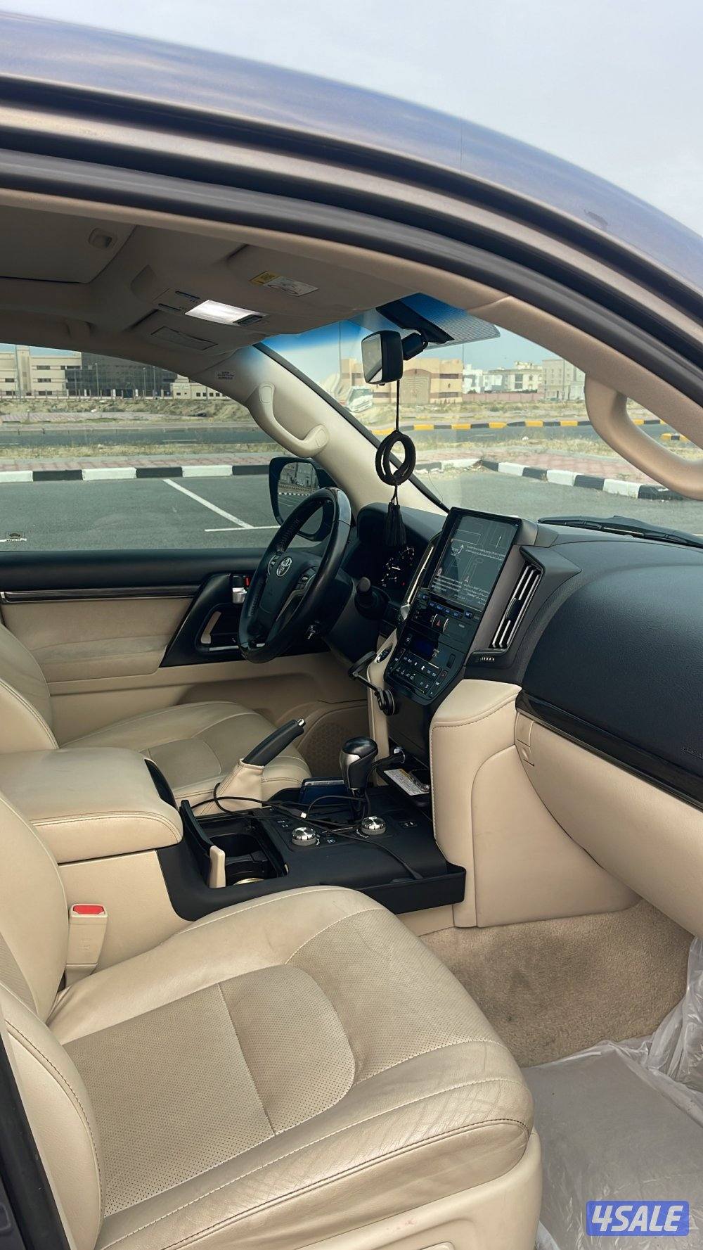 لاند كروزر 20213