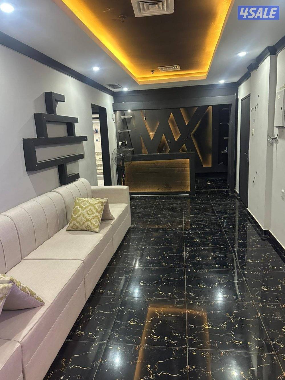 شقه للايجار بحولي مساحة كبيرة غرفتين وصاله كبيره ومطبخ وحمام نفس الصور1