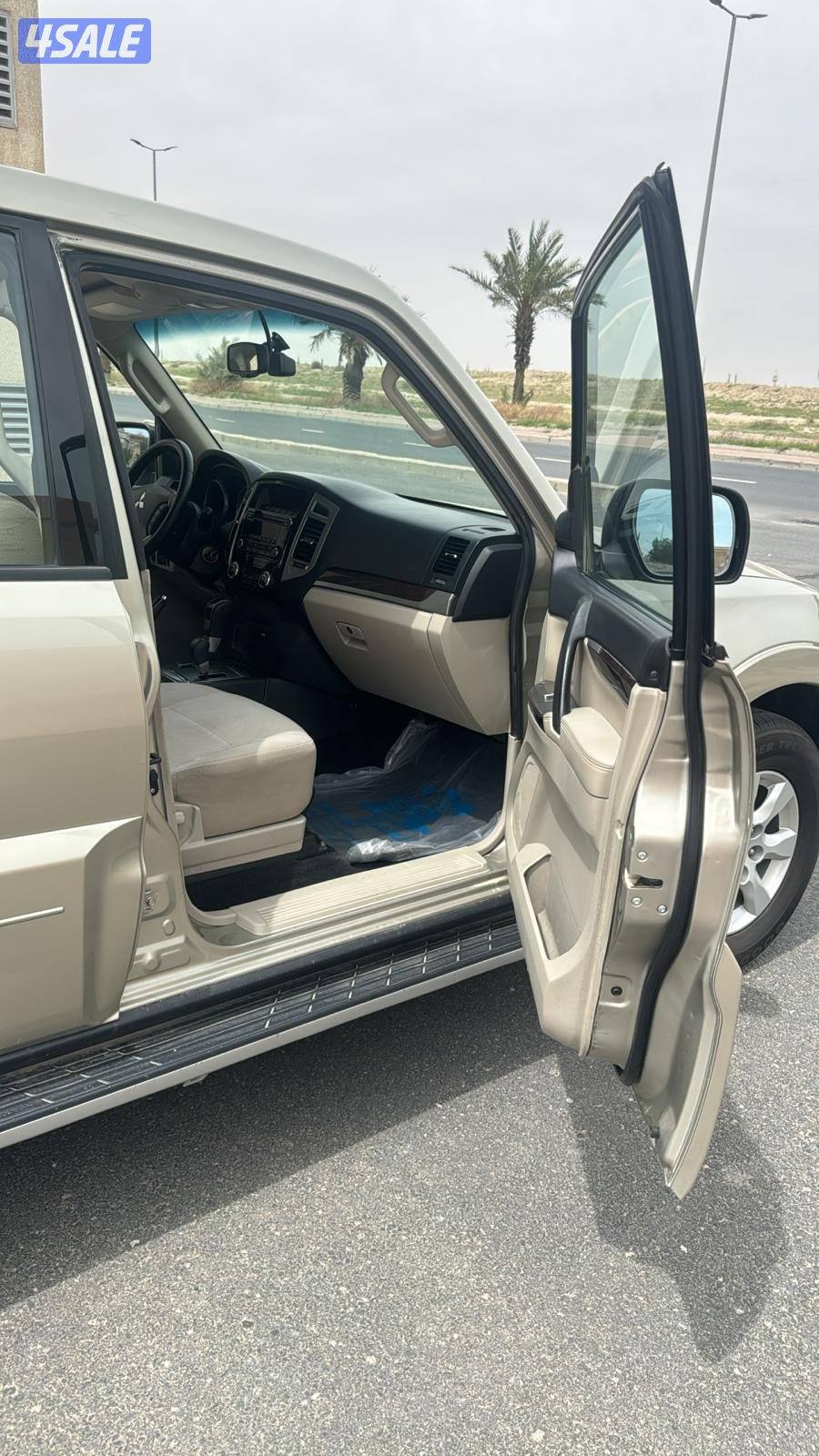 موديل 2020 عداد الممشى 123 ألف صبغ وكاله معدا جزئين4