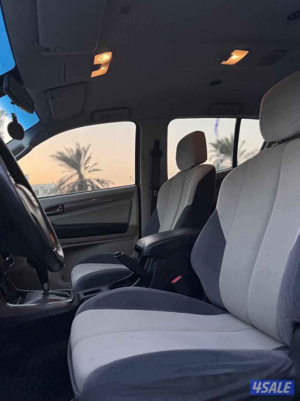 تريل بليزر عداد 90 الف فقط4