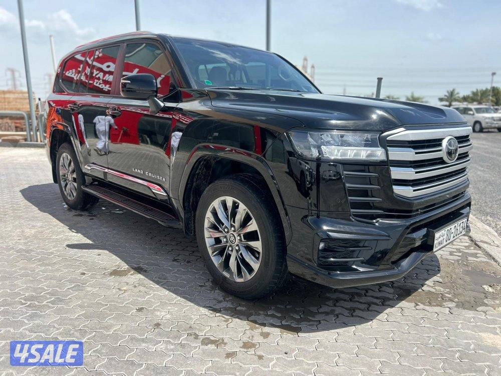 تويوتا لاند كروزر GX.R AEROs  twin turbo.V6 موديل 2024 ماشى 40.000 k.m1