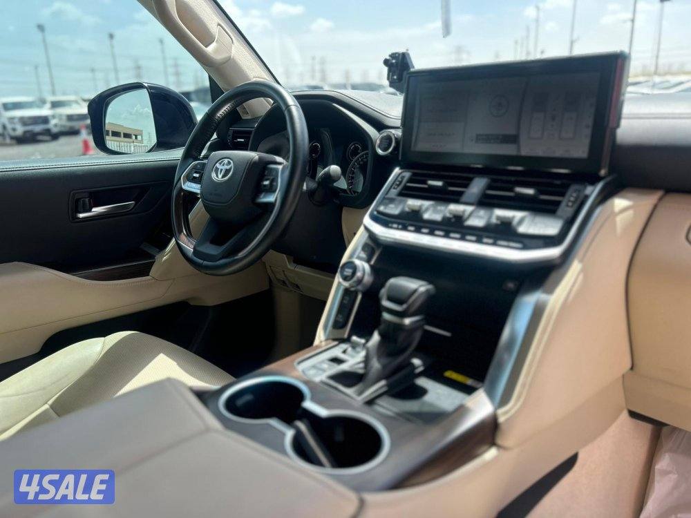 تويوتا لاند كروزر GX.R AEROs  twin turbo.V6 موديل 2024 ماشى 40.000 k.m7