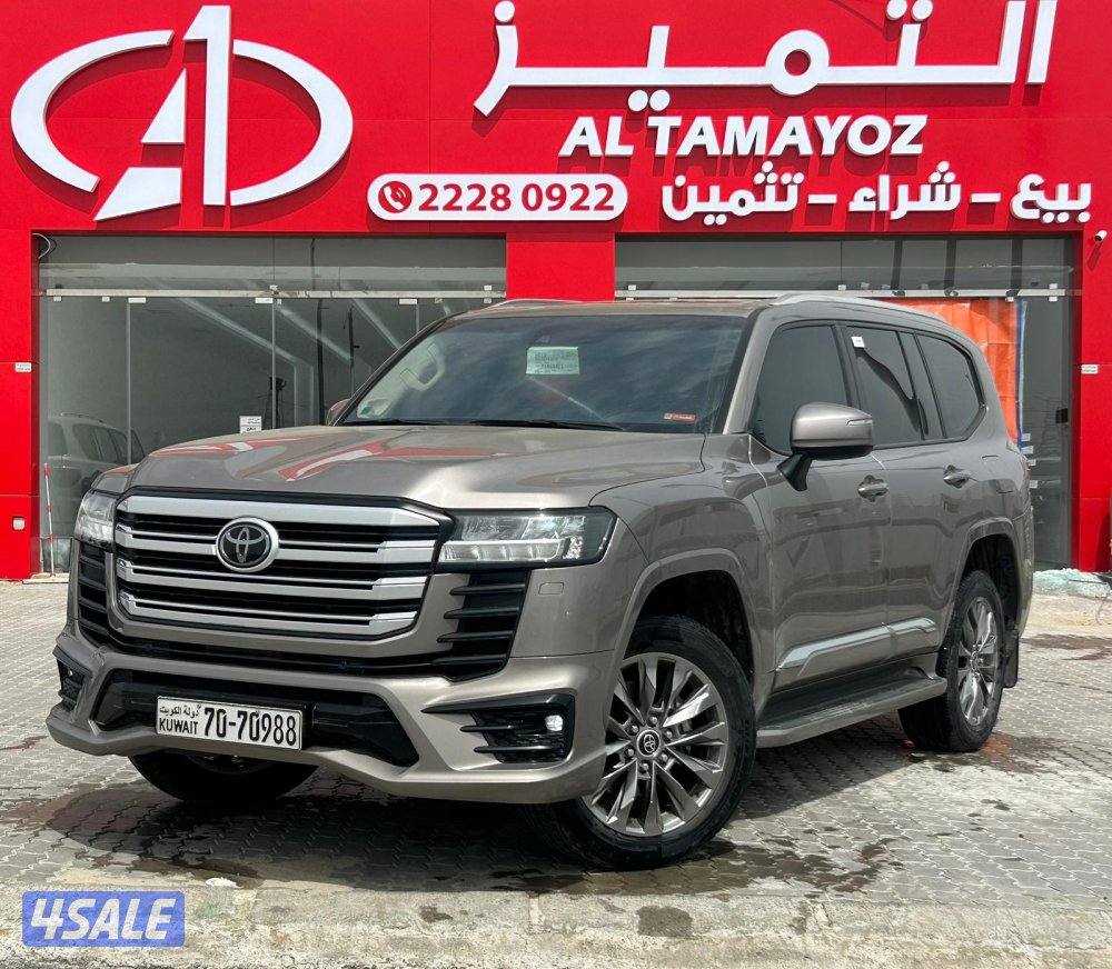 تويوتا لاند كروزر GX.R AEROs  twin turbo.V6 موديل 2023 ماشى 64.000 k.m0