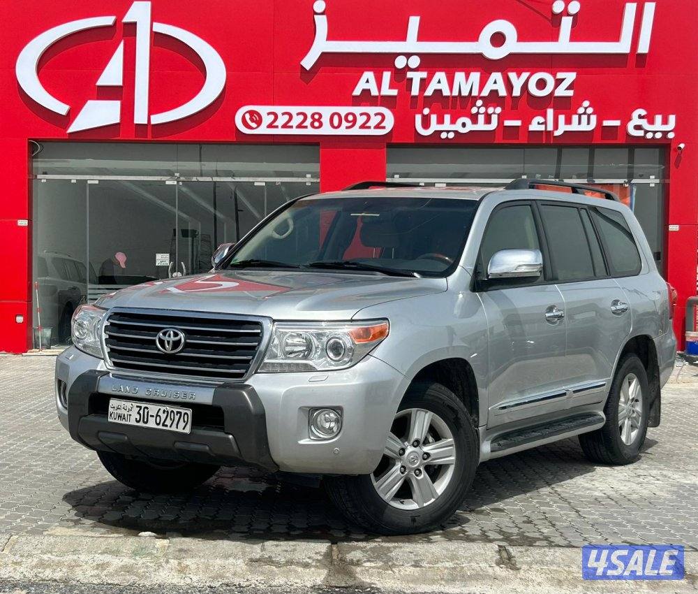 لاند كروزر GXR .V8 موديل 2015 ماشى 322.000 k.m  وارد الساير.صبغ وكالة0