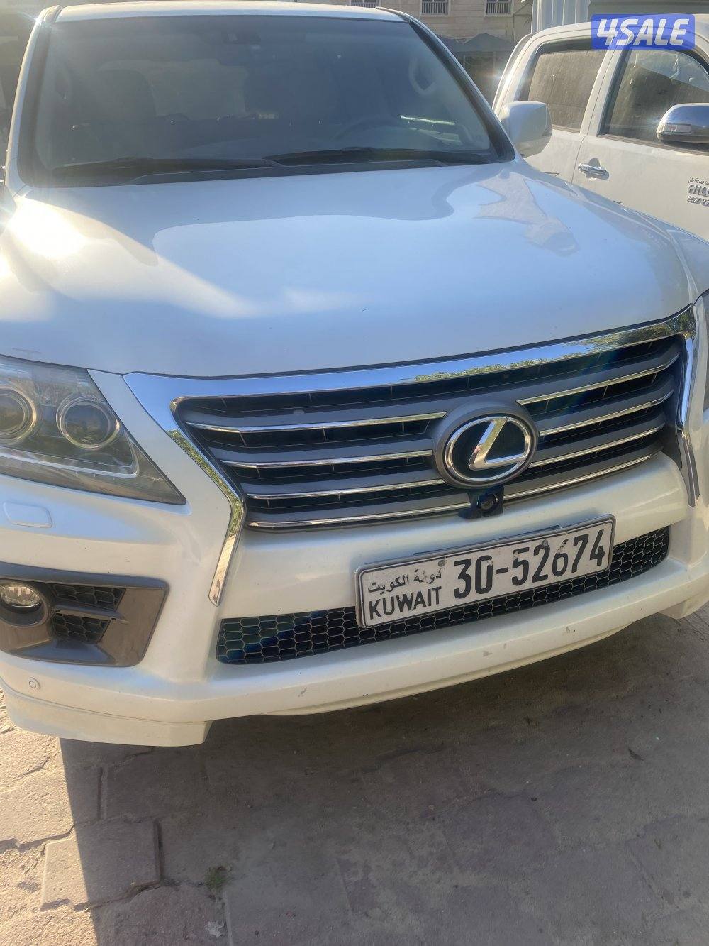 للبيع جيب لكزس الساير ٢٠١٥ شرط الفحص قير ومكينه وشاص3