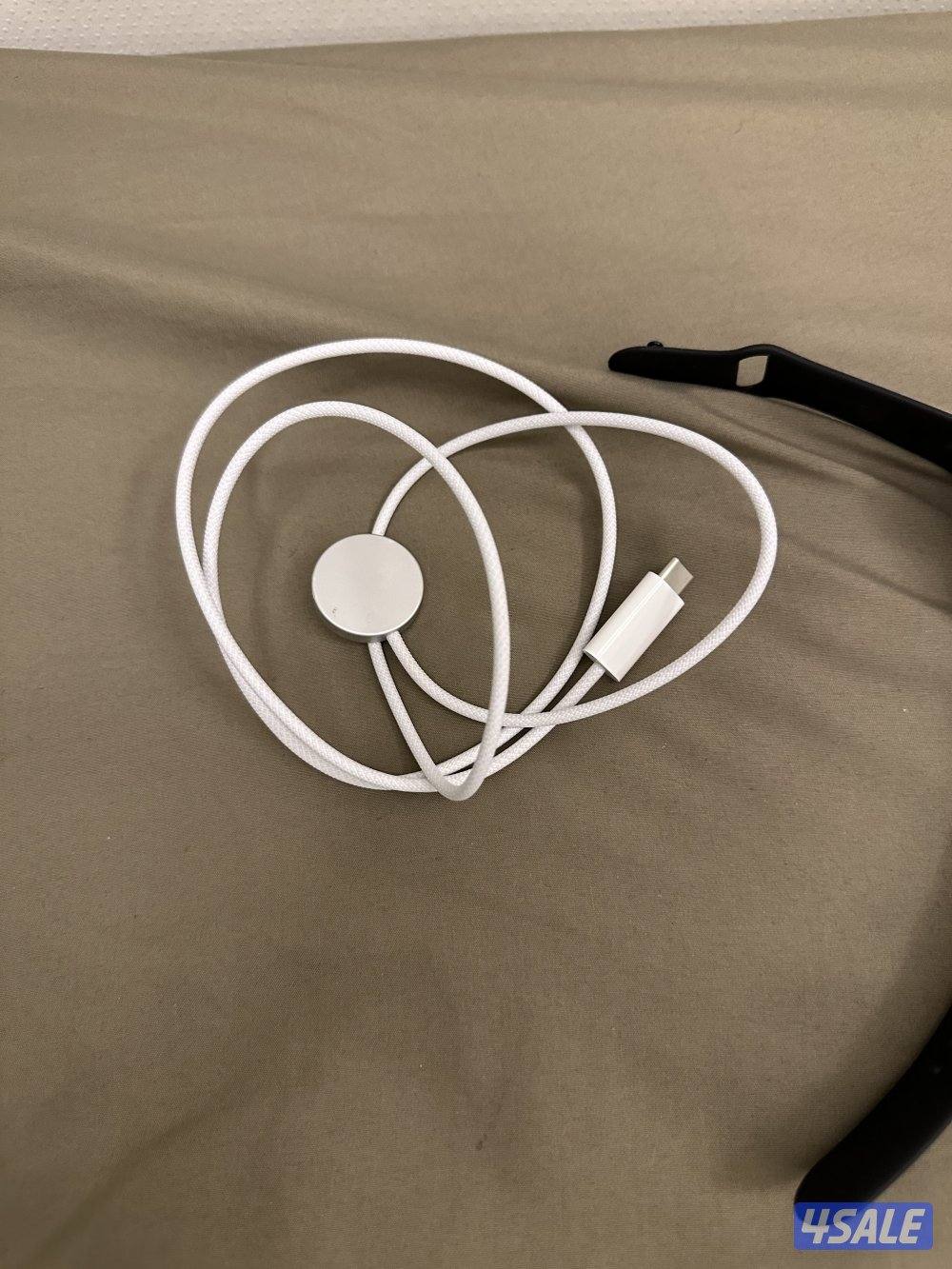 للبيع ساعه ابل 110