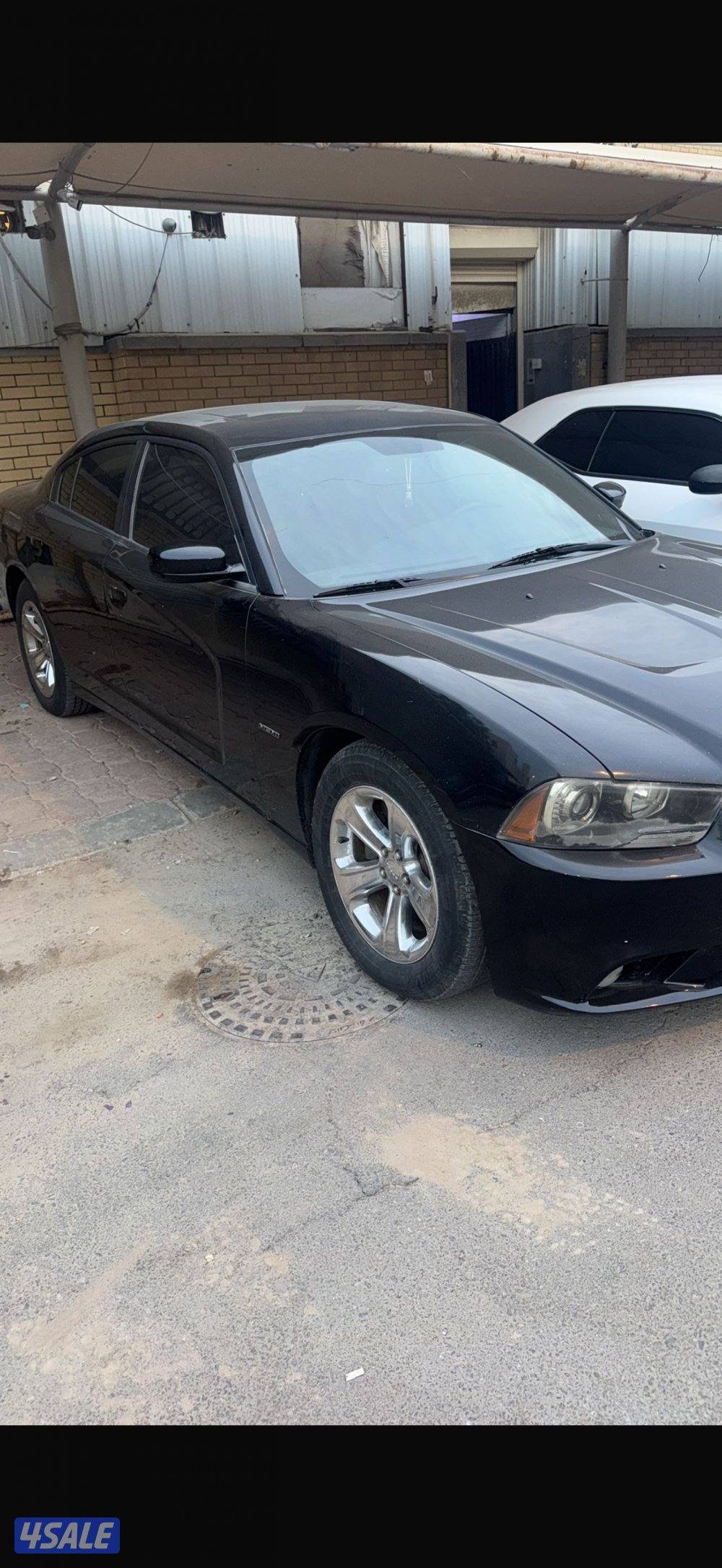 للبيع دوج شارجر مديل2013 فحص4