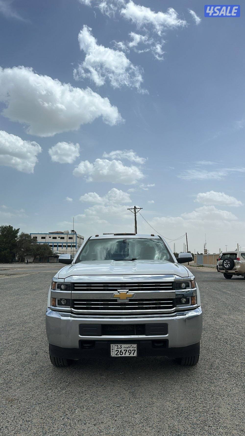 للبيع وانيت سلفرادو HD دبل1