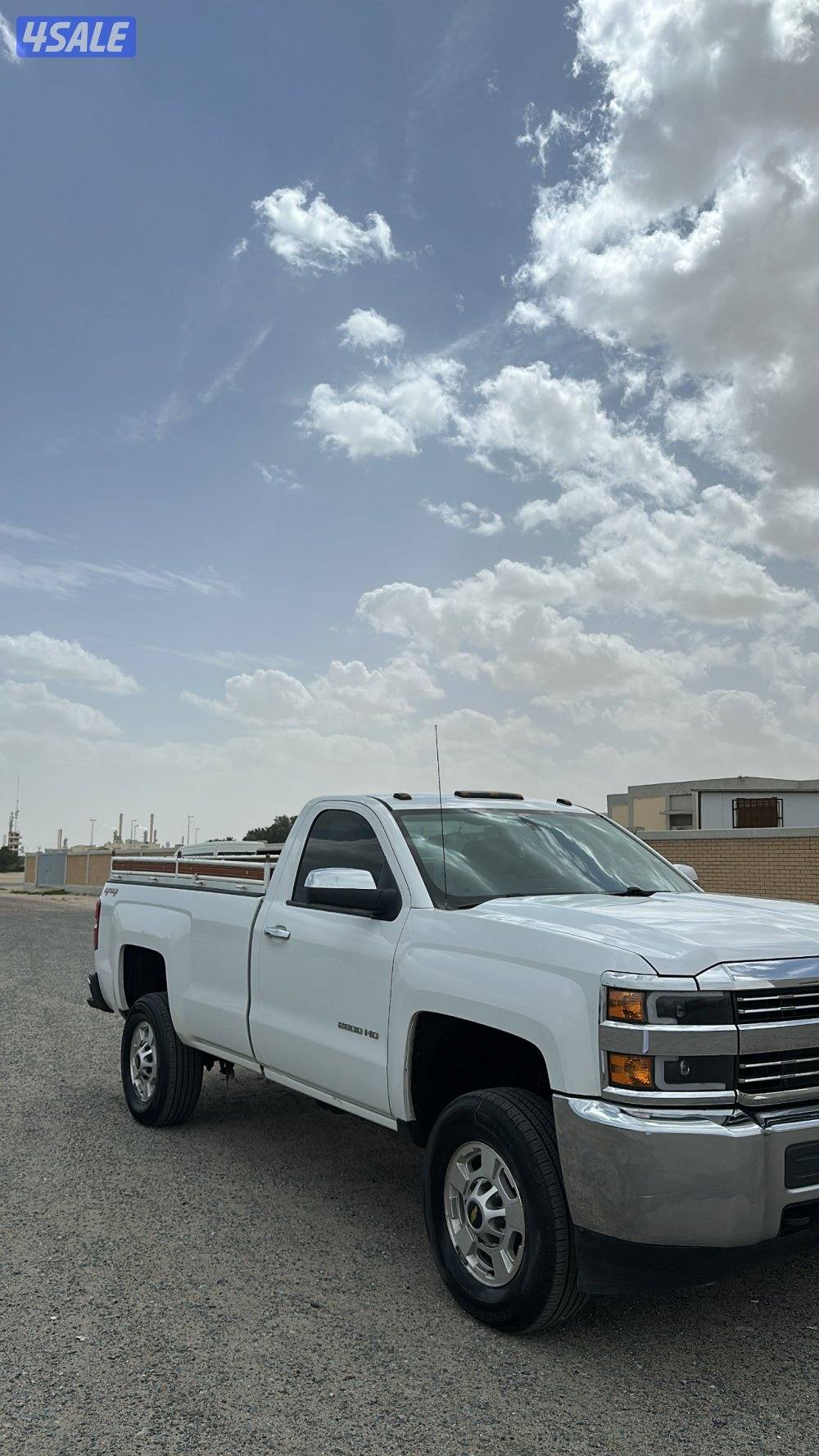 للبيع وانيت سلفرادو HD دبل6