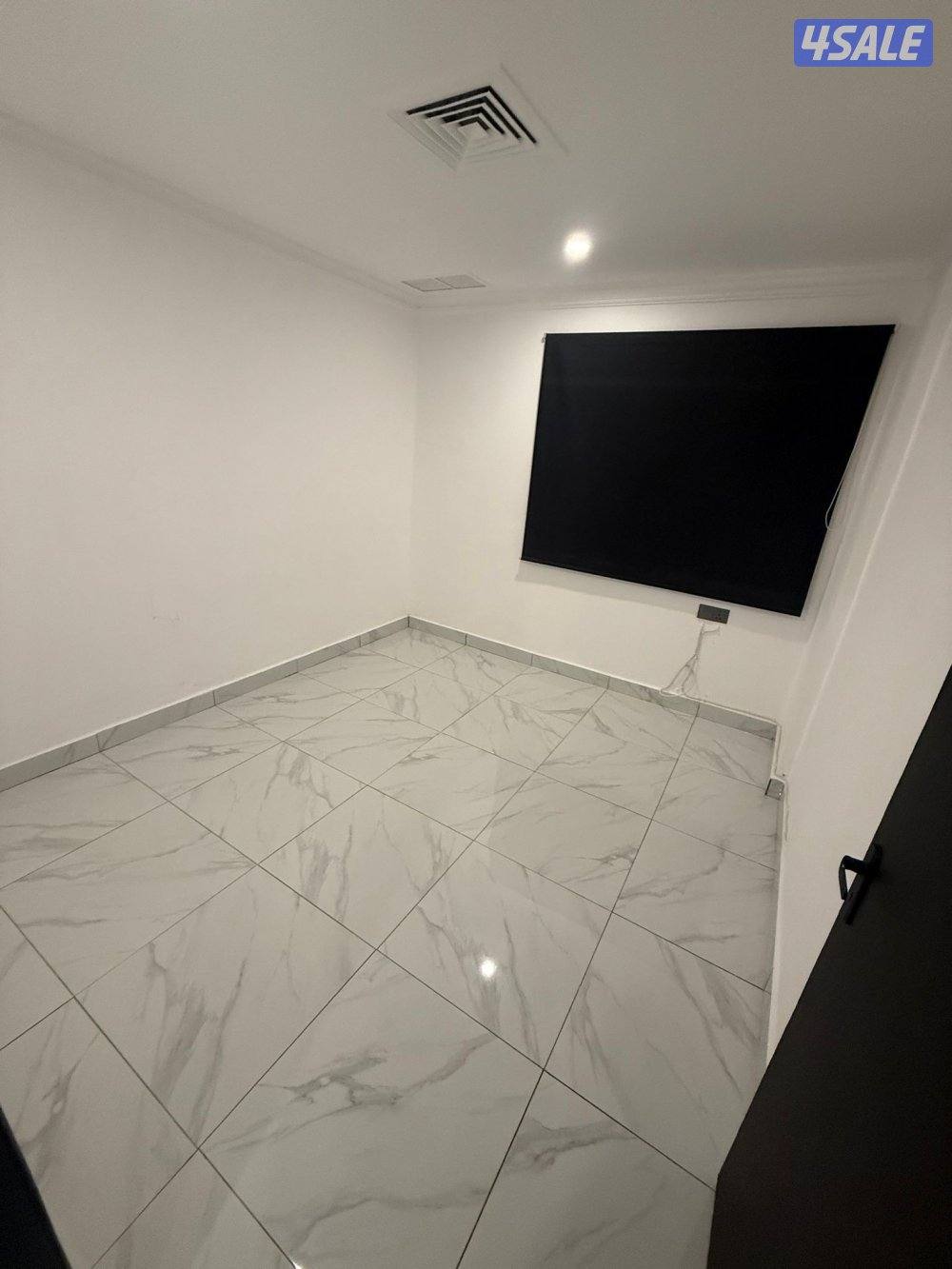 شقق للايجار خلو وفاضي غرفة وصالة ومطبخ وحمام تشطيب سوبر لوكس1