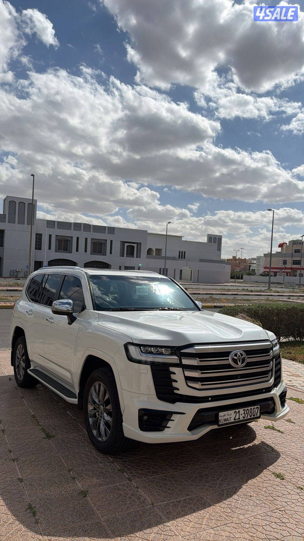 لاند كروز VX أيرو أس بدون تيربو ٢٠٢٢ الساير عداد ٥٧ ألف شرط الفحص0