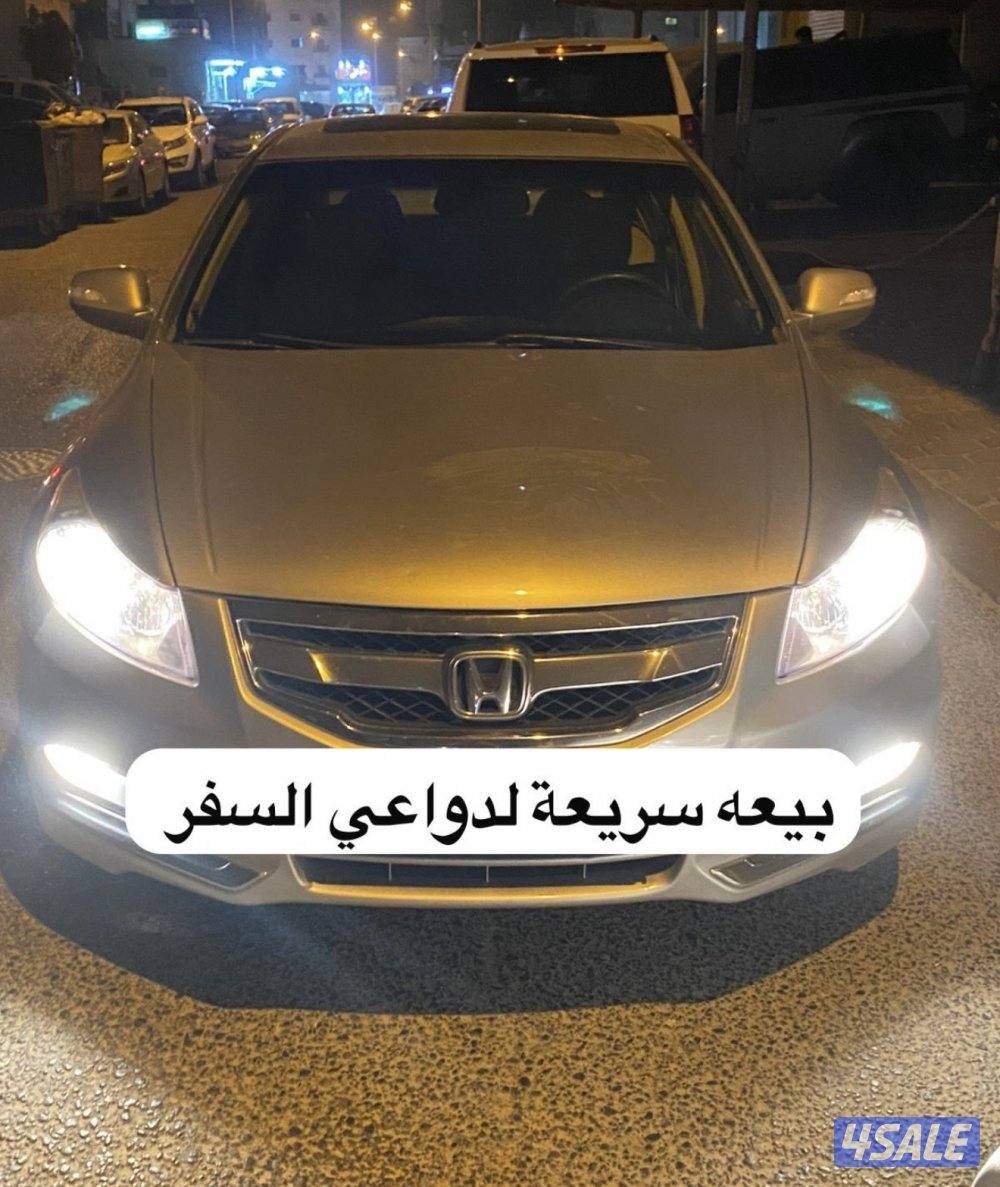 هوندا اكورد موديل ٢٠١٢ ماشي ٩٨ الف4