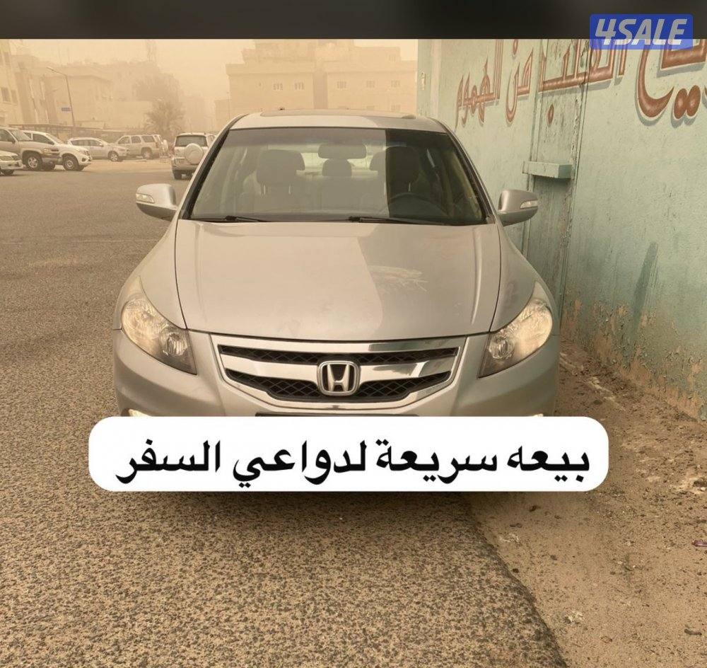 هوندا اكورد موديل ٢٠١٢ ماشي ٩٨ الف5