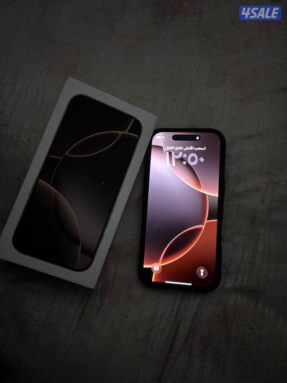 ايفون 16برو مساحه 512 جيجا مع الكرتون  شرق اوسط  يوجد كسر بسيط ف الظهر3