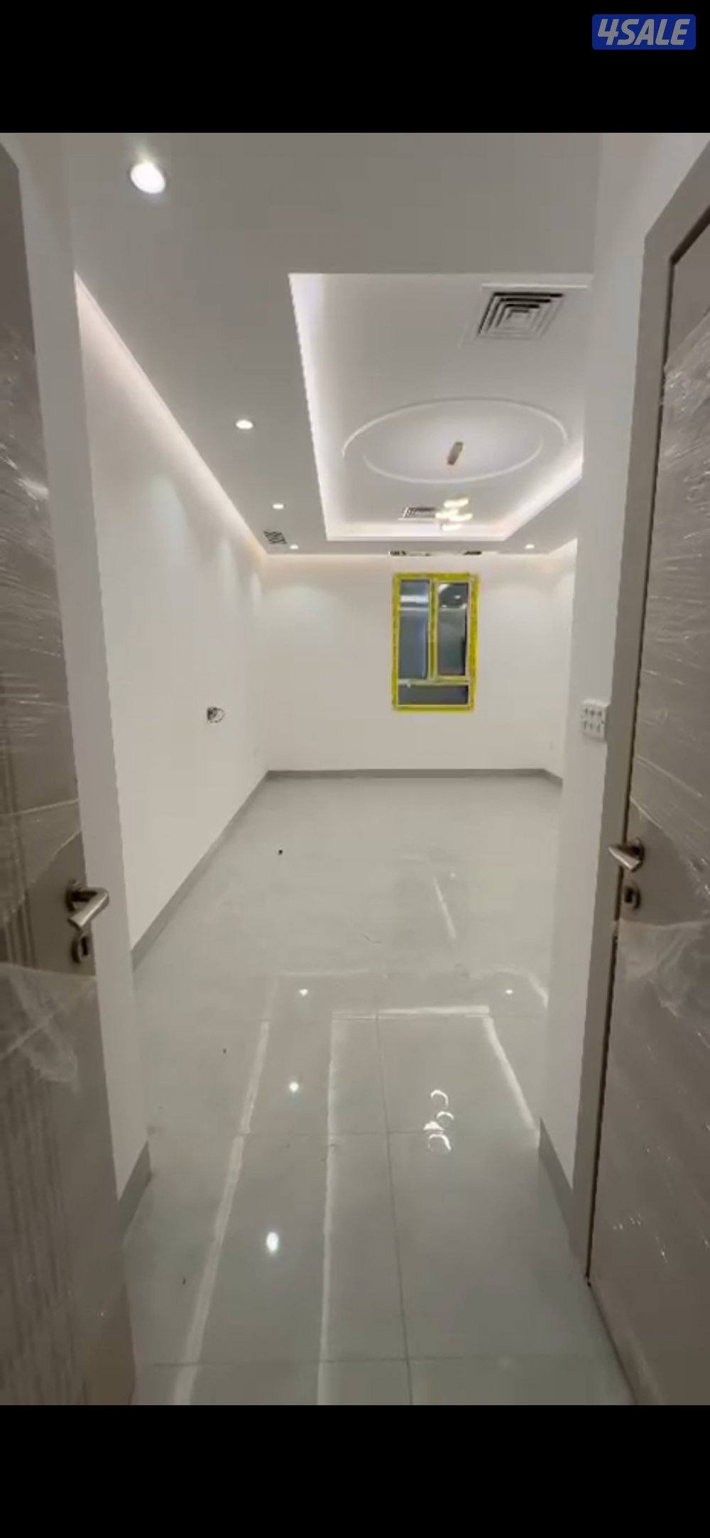 للايجار شقه ابو فطيره اول ساكن0