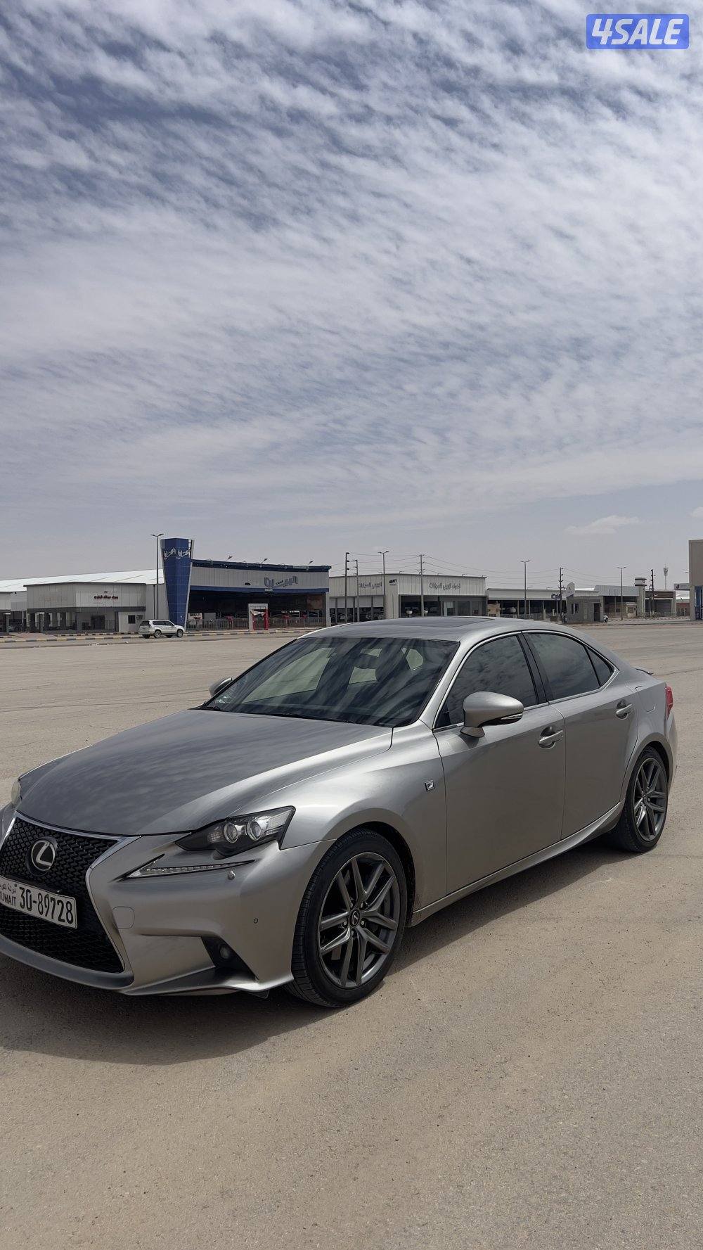 لكزس IS350 F-Sport موديل 20152