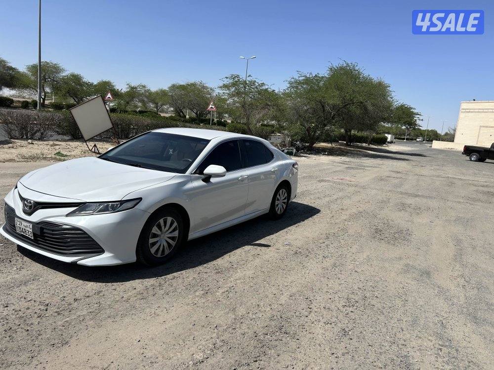 كامري 2020  LE صبغ الوكاله عدا قطعتين ، شرط الفحص6