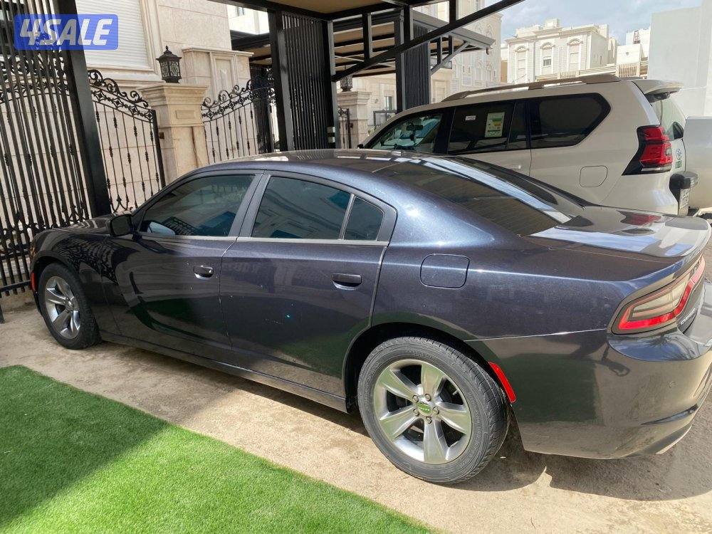 للبيع الي يدور النظيف  دودج تشارجر  موديل 2017 شرط الفحص بالكامل4