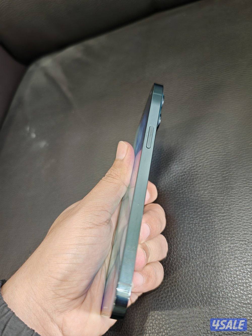 IPhone 12 pro max 256 GB battery 833