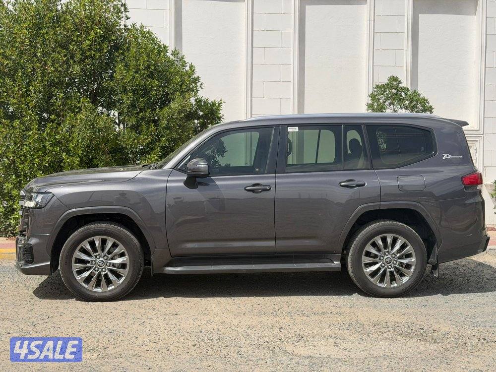 لاند كروزر موديل ٢٠٢٢0