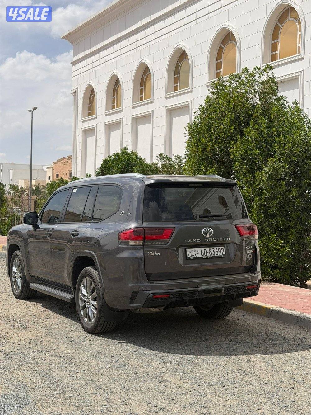 لاند كروزر موديل ٢٠٢٢2