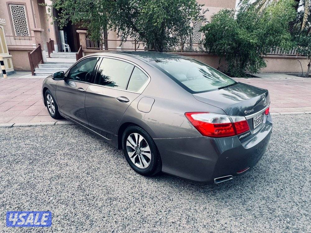 هوندا اكورد 20154