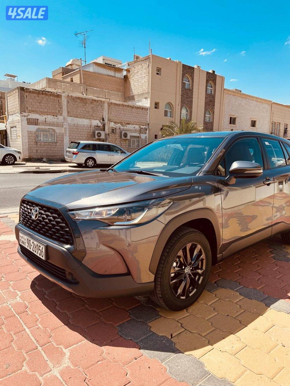 كورولا كروس ٢٠٢٤ الساير عداد ١٠ ألاف شرط الفحص صبغ وكاله ، تأمين شامل1