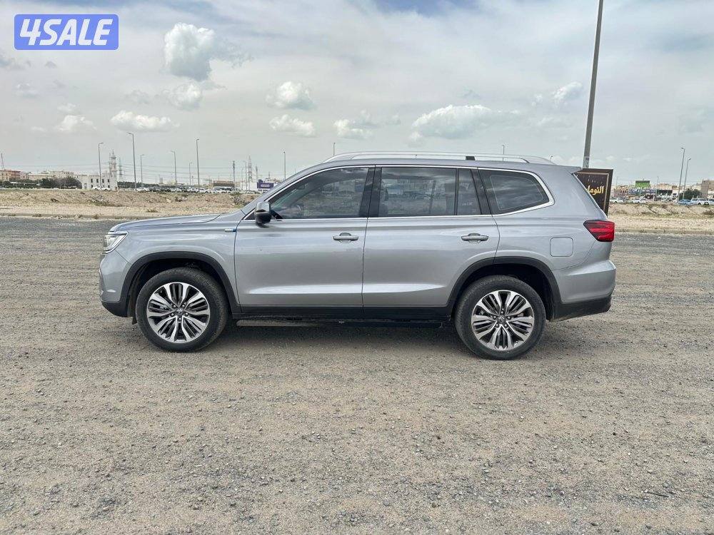 MG RX8 موديل ٢٠٢٣ اعلى فئة ماشي ١٥ الف8