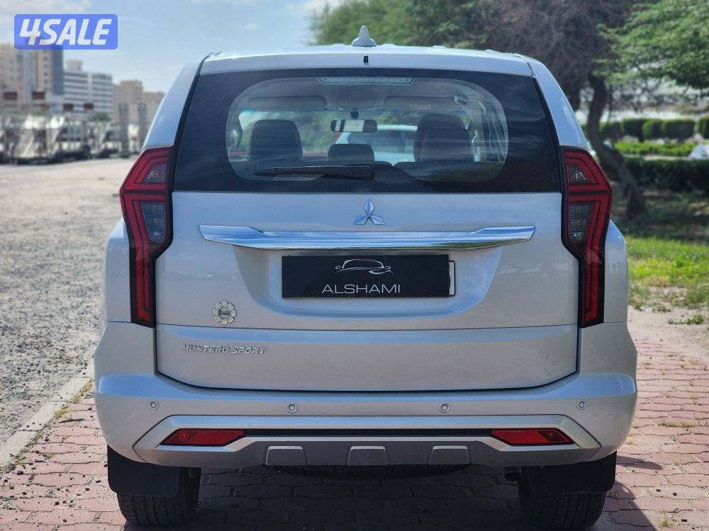 ميتسوبيشي مونتيرو 2020 عداد 79 ألف شرط الفحص سرفس منتظم3