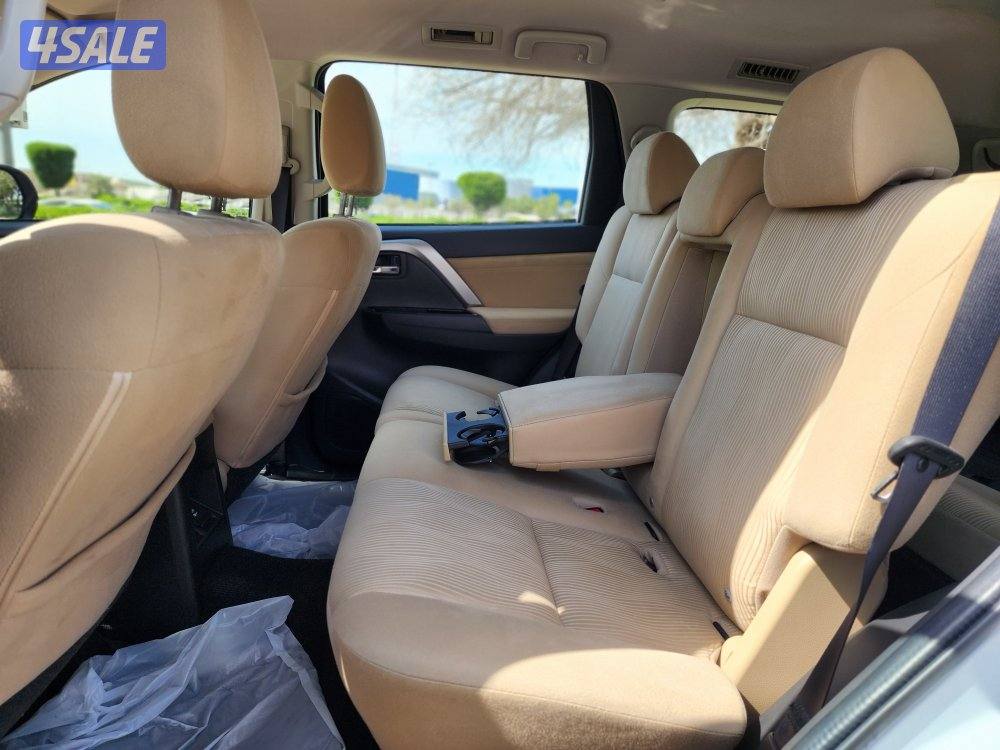 ميتسوبيشي مونتيرو 2020 عداد 79 ألف شرط الفحص سرفس منتظم5