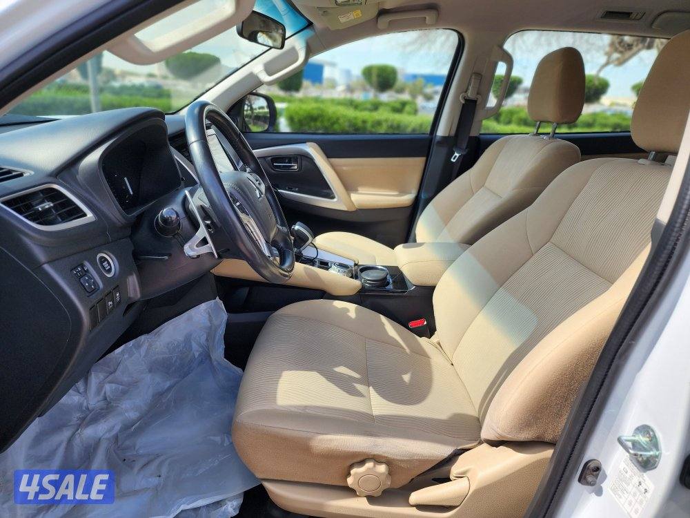 ميتسوبيشي مونتيرو 2020 عداد 79 ألف شرط الفحص سرفس منتظم4