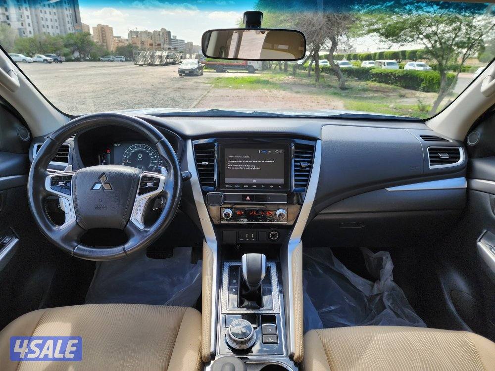 ميتسوبيشي مونتيرو 2020 عداد 79 ألف شرط الفحص سرفس منتظم7