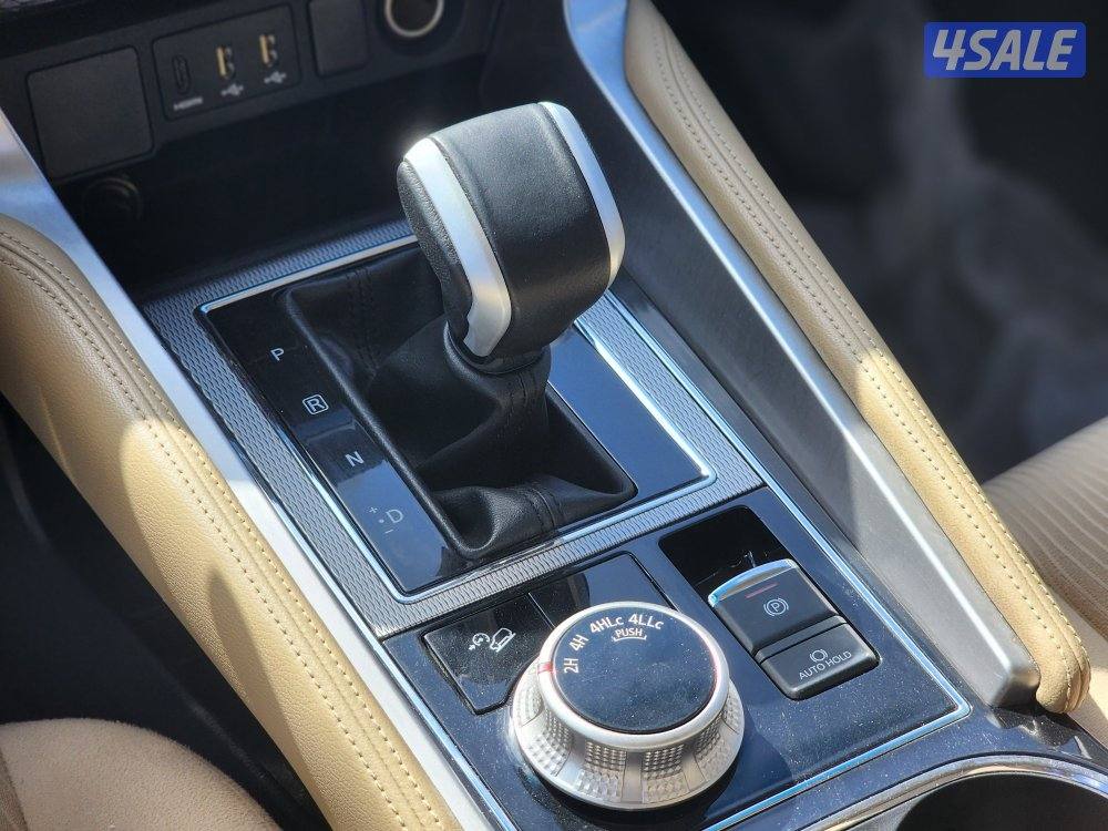 ميتسوبيشي مونتيرو 2020 عداد 79 ألف شرط الفحص سرفس منتظم9