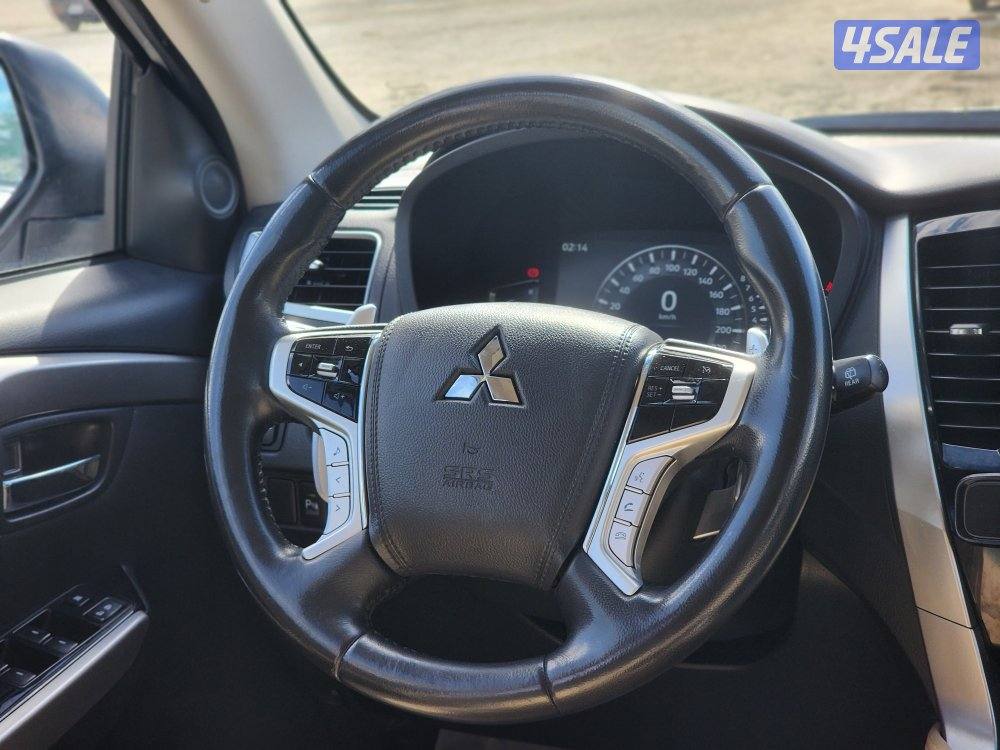 ميتسوبيشي مونتيرو 2020 عداد 79 ألف شرط الفحص سرفس منتظم10