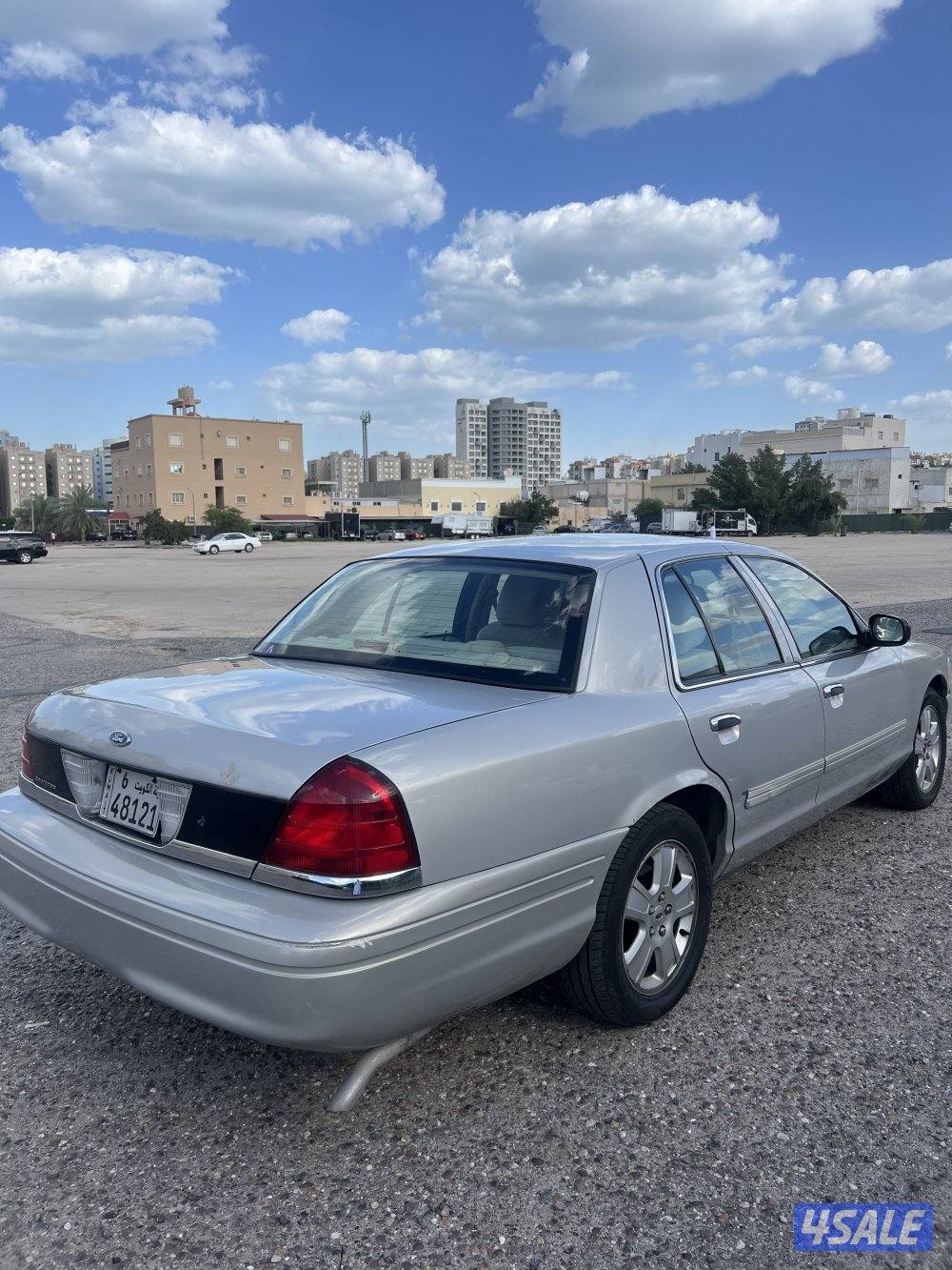 للبيع فورد فكتوريا ٢٠١١ صبغ الوكالة شرط فحص3