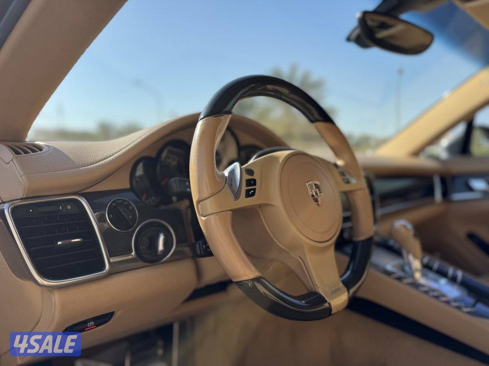 للبيع : بورش باناميرا : موديل 20144