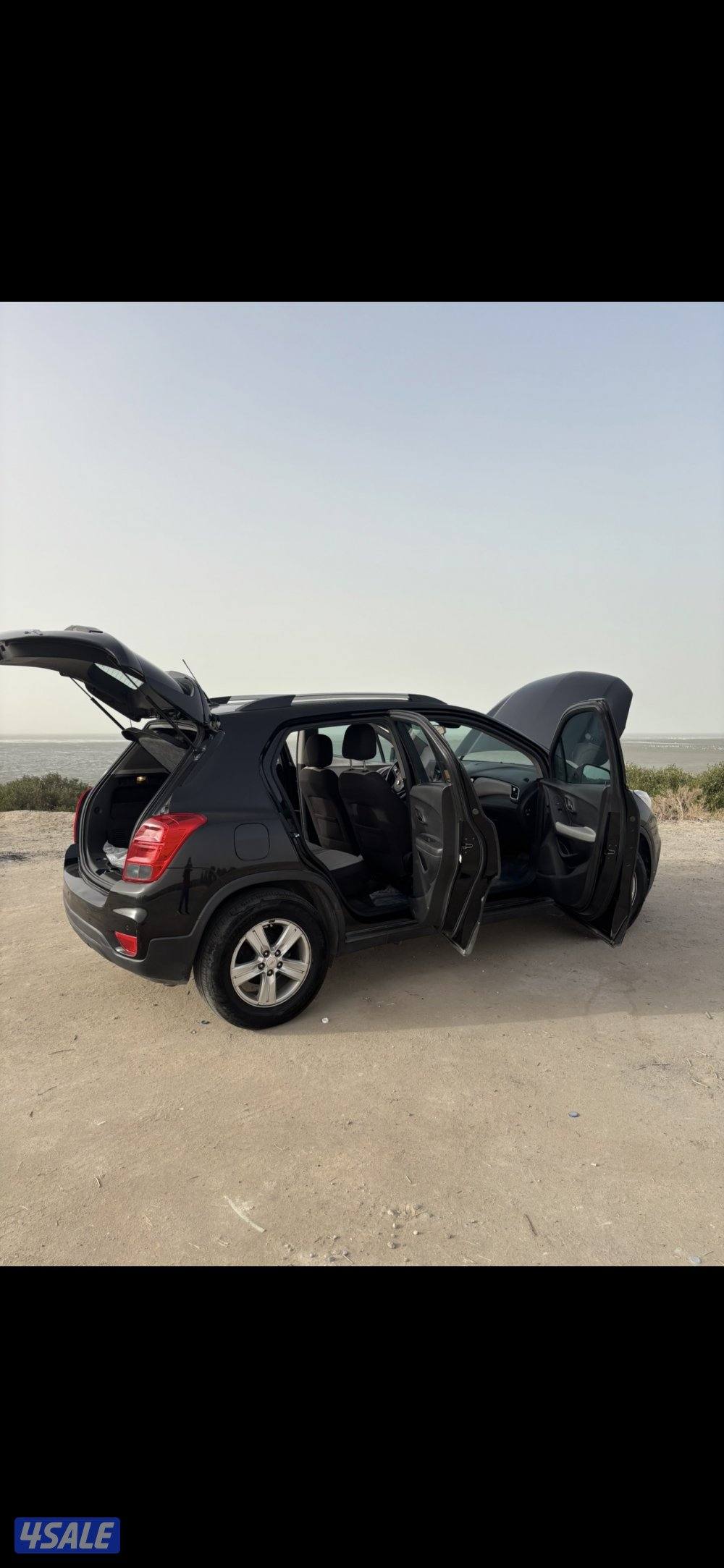 للبيع شفر تراكس LT م ٢٠٢٠ ماشي ٧٩ ألف فقط على يد شخص واحد من الوكالة7