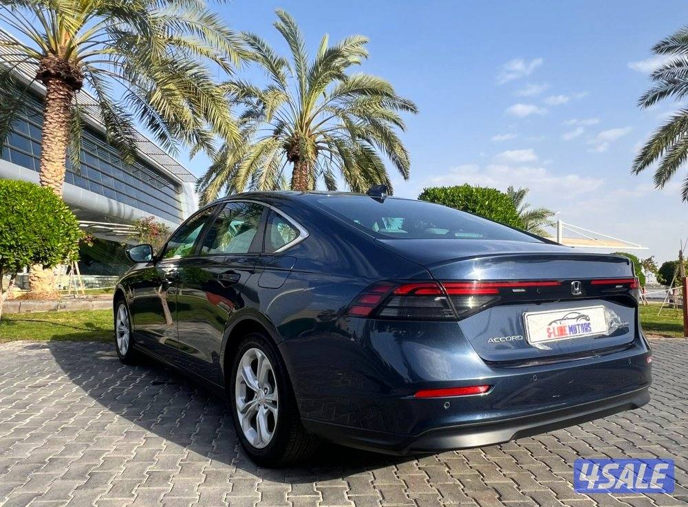 للبيع هوندا اكورد موديل 2023 عداد 32 ألف كيلو صبغ وكاله تحت الكفالة3