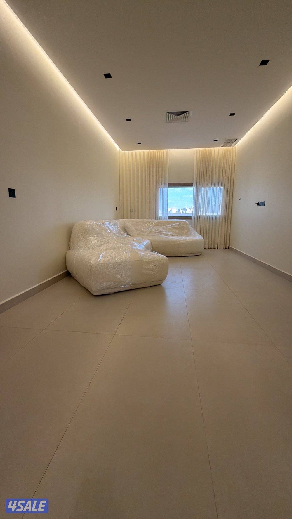 للبيع قنفات بالقراطيس تصميم nabat سبب البيع الحجم كبير على صالتي0