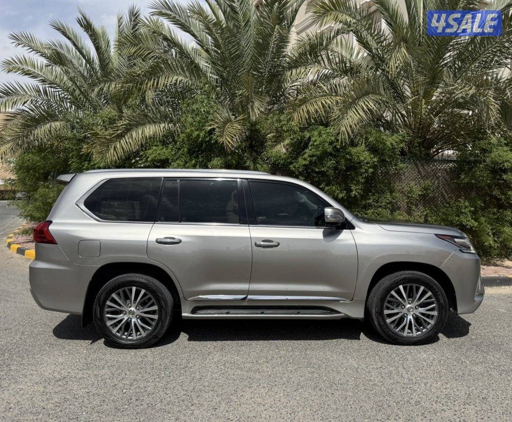 للبيع لكزس 2017 درجه ثانيه4