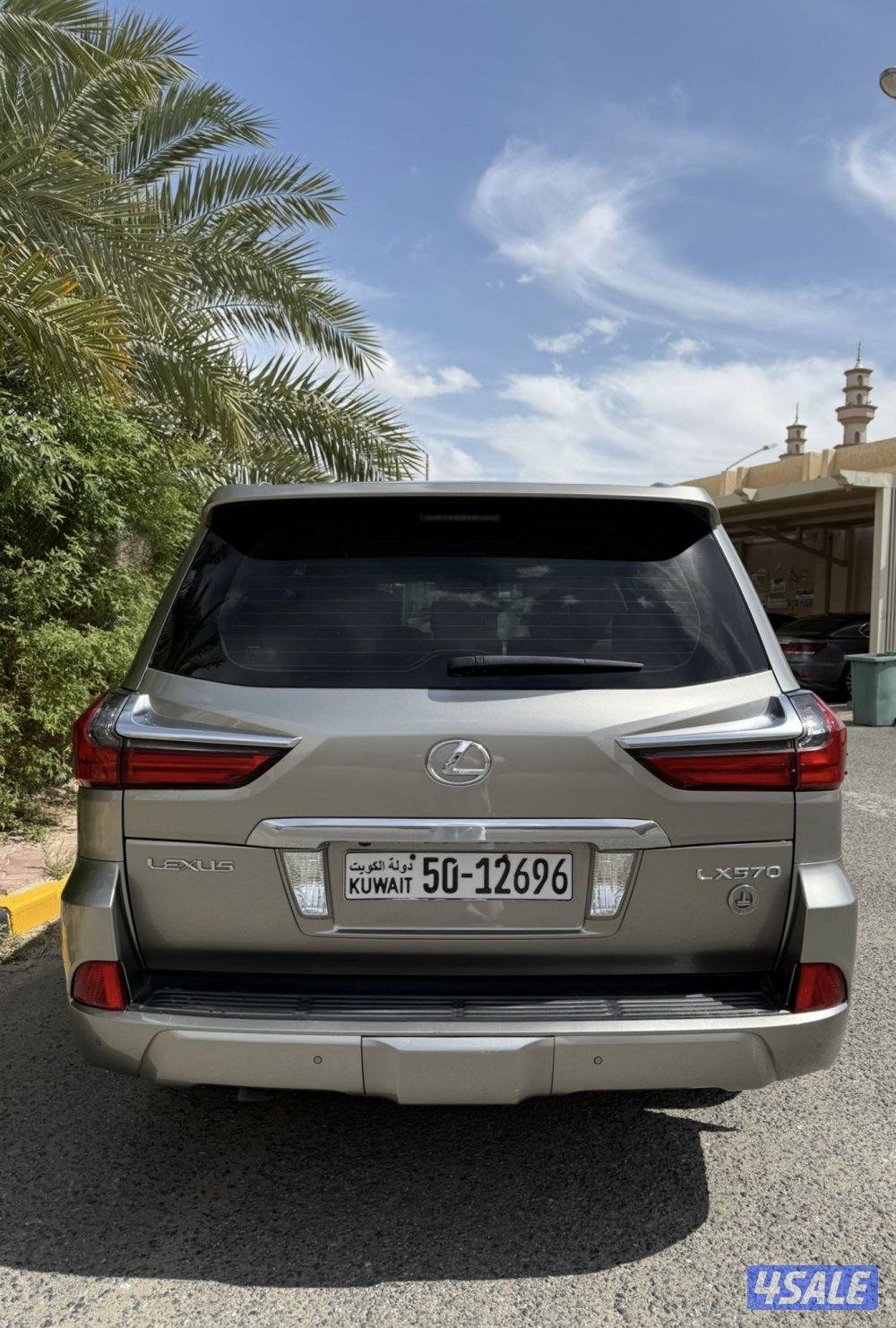 للبيع لكزس 2017 درجه ثانيه7