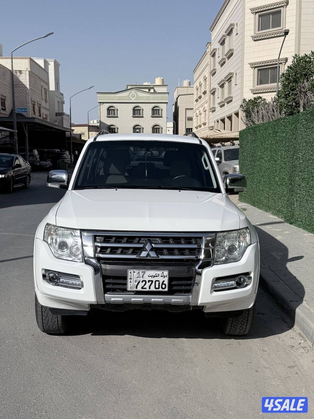 للبيع باجيرو بحالة ممتاز شرط الفحص قير، مكينة ، شاصي ، صبغ الوكالة3