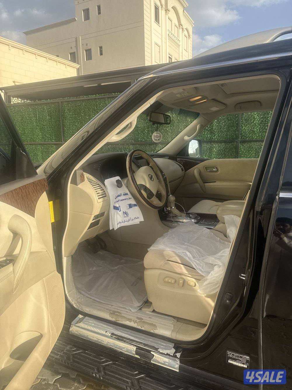 باترول SE 320 موديل 2014  8 سلندر4