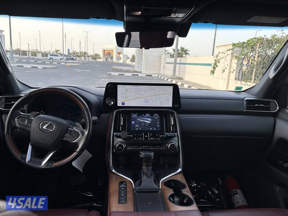 لكزس درجه اولى 20244