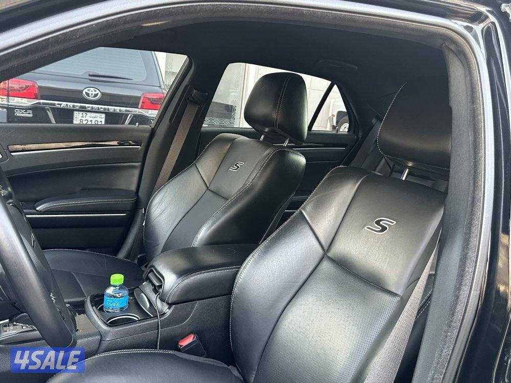 كرايزلر 2021وارد الوكاله الملا S300 صبغ الوكاله بحالة الوكاله3