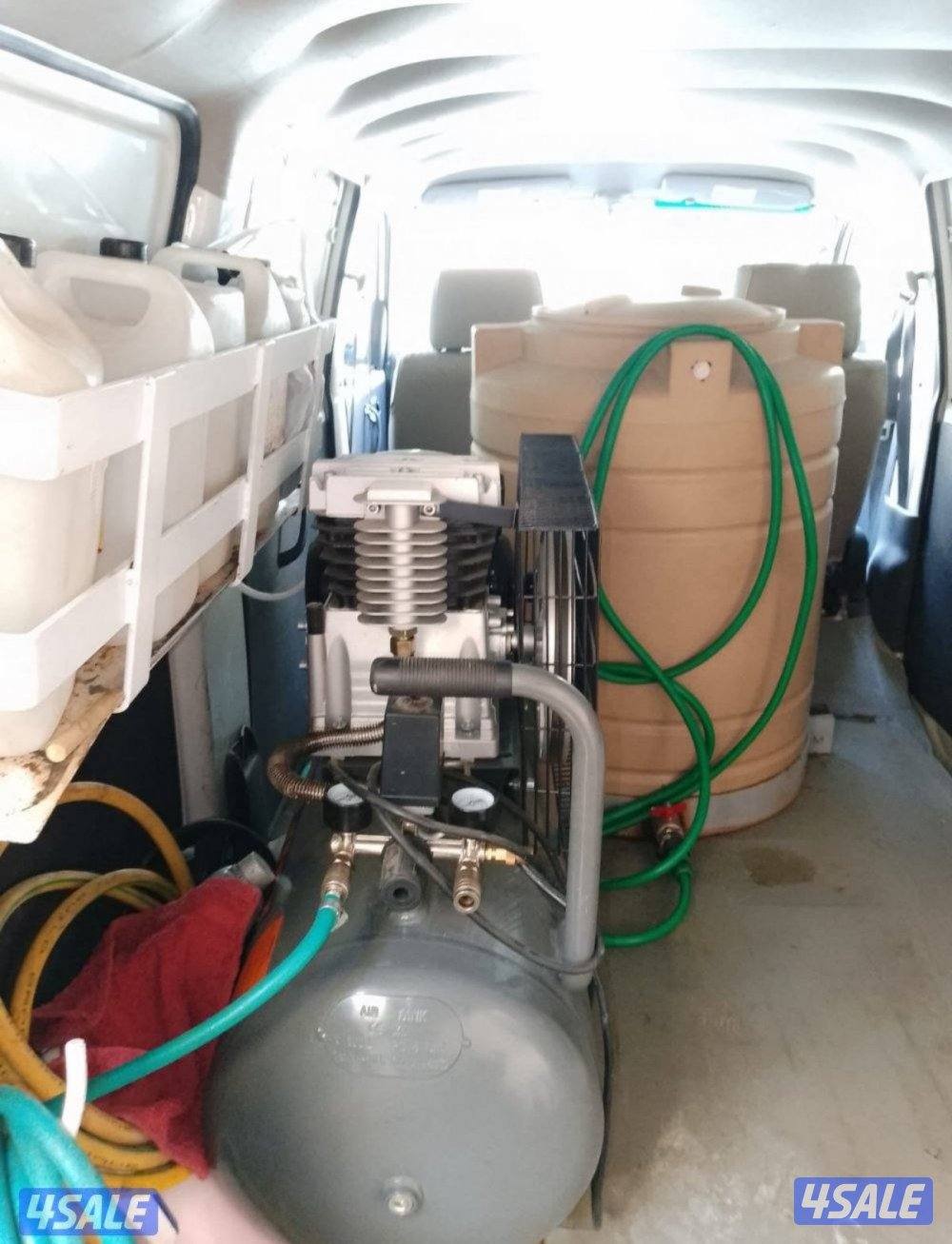 للبيع مشروع غسيل سيارات متنقل3