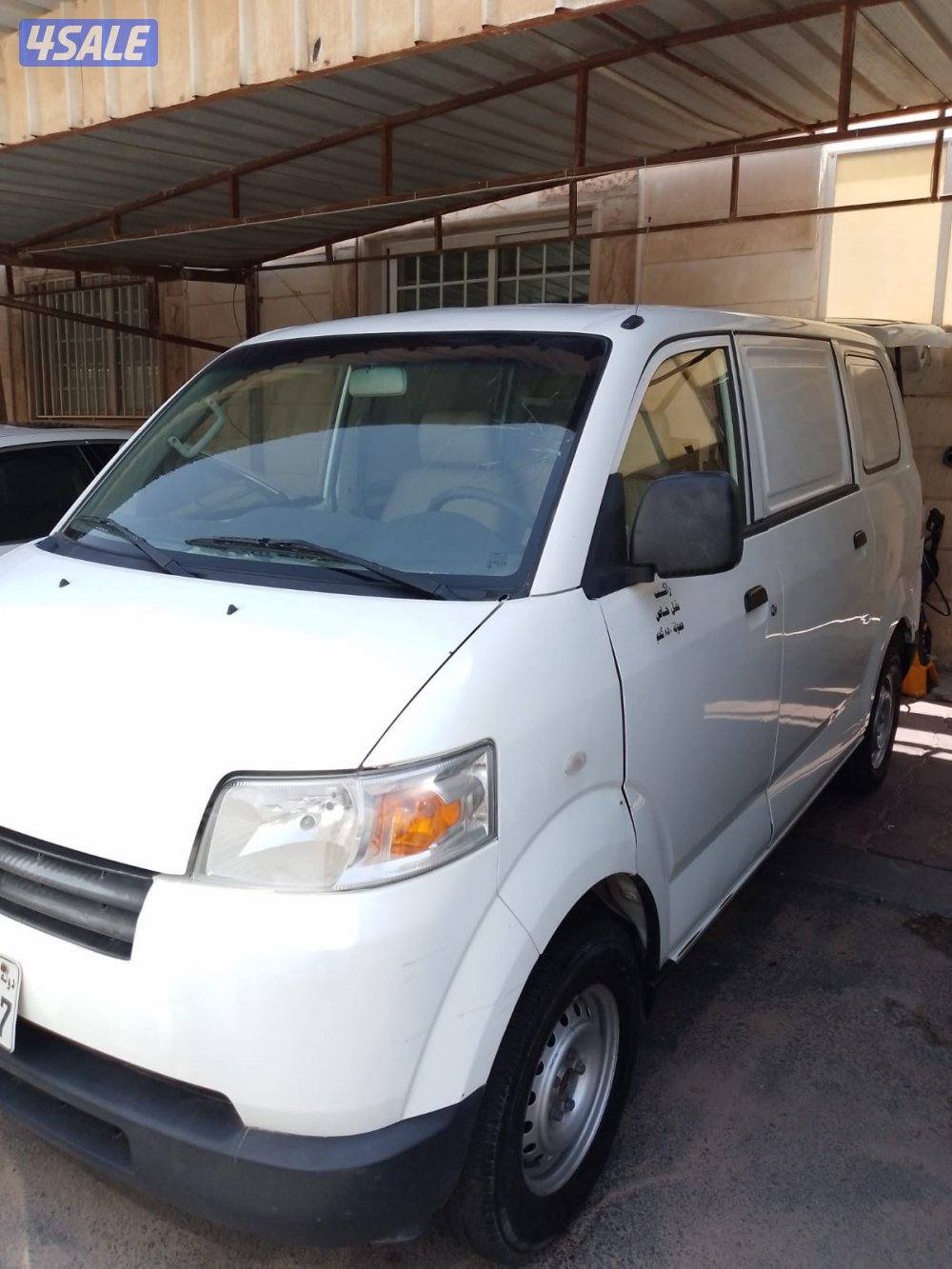 للبيع مشروع غسيل سيارات متنقل0